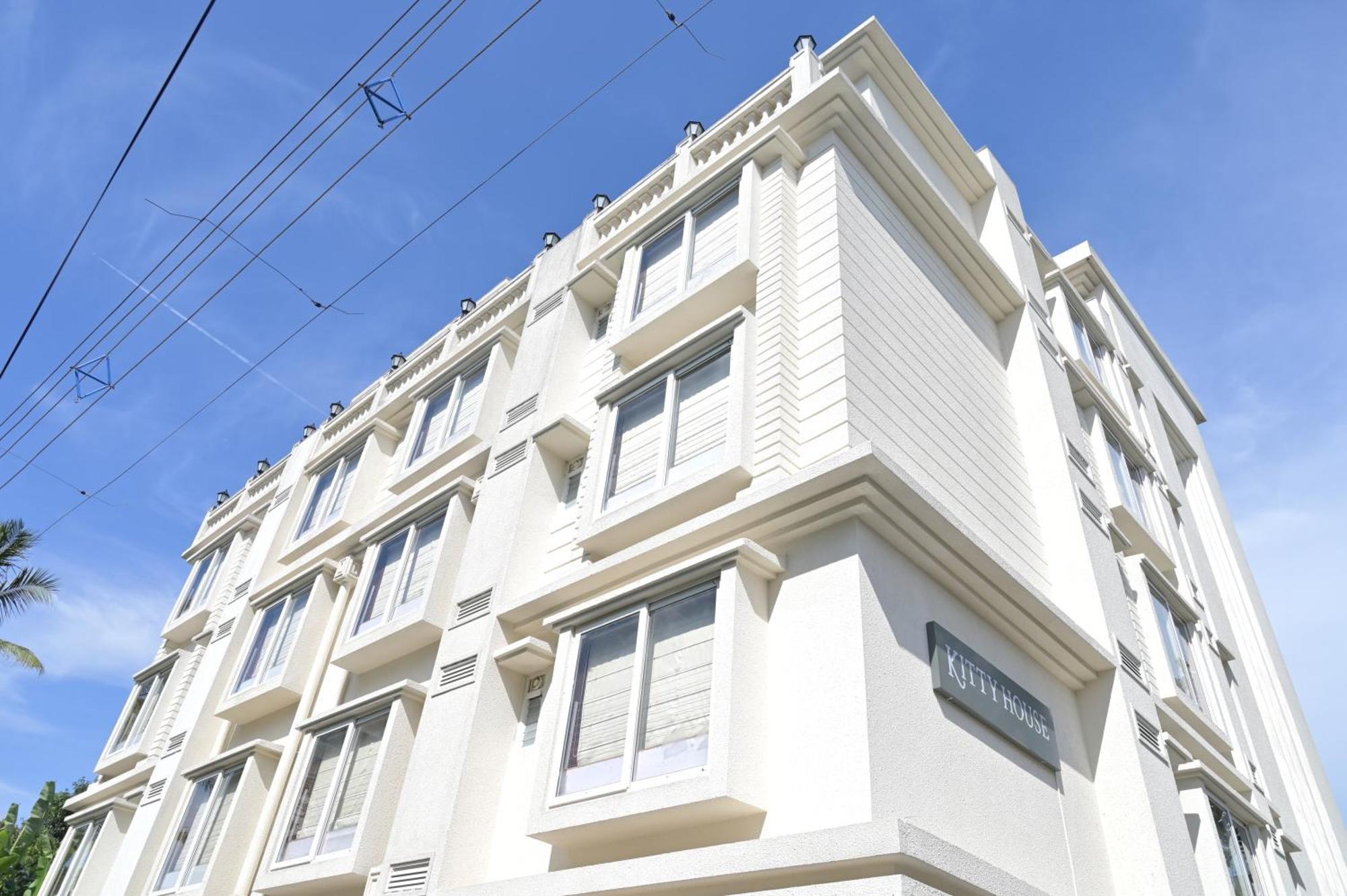 Kitty House Otel Kalküta Dış mekan fotoğraf