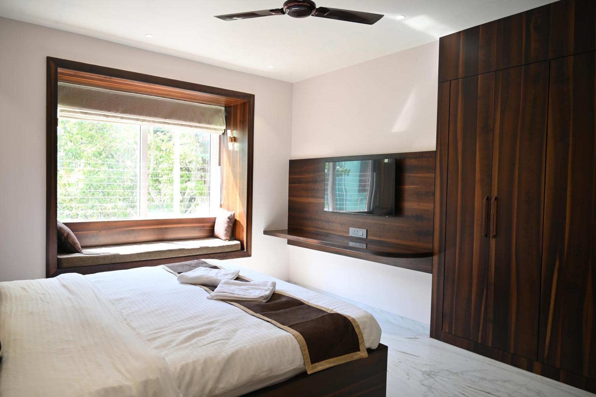 Kitty House Otel Kalküta Dış mekan fotoğraf