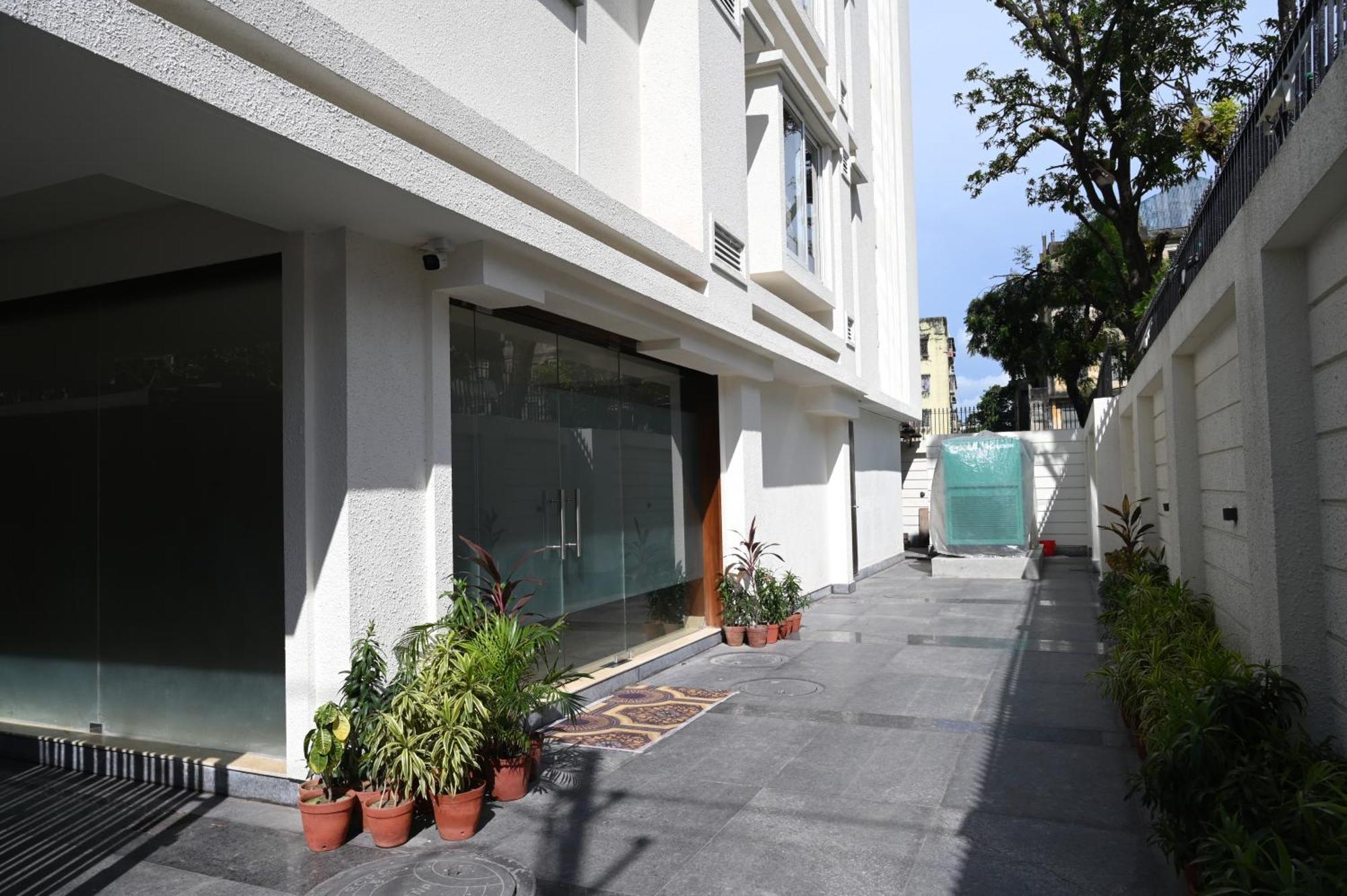 Kitty House Otel Kalküta Dış mekan fotoğraf