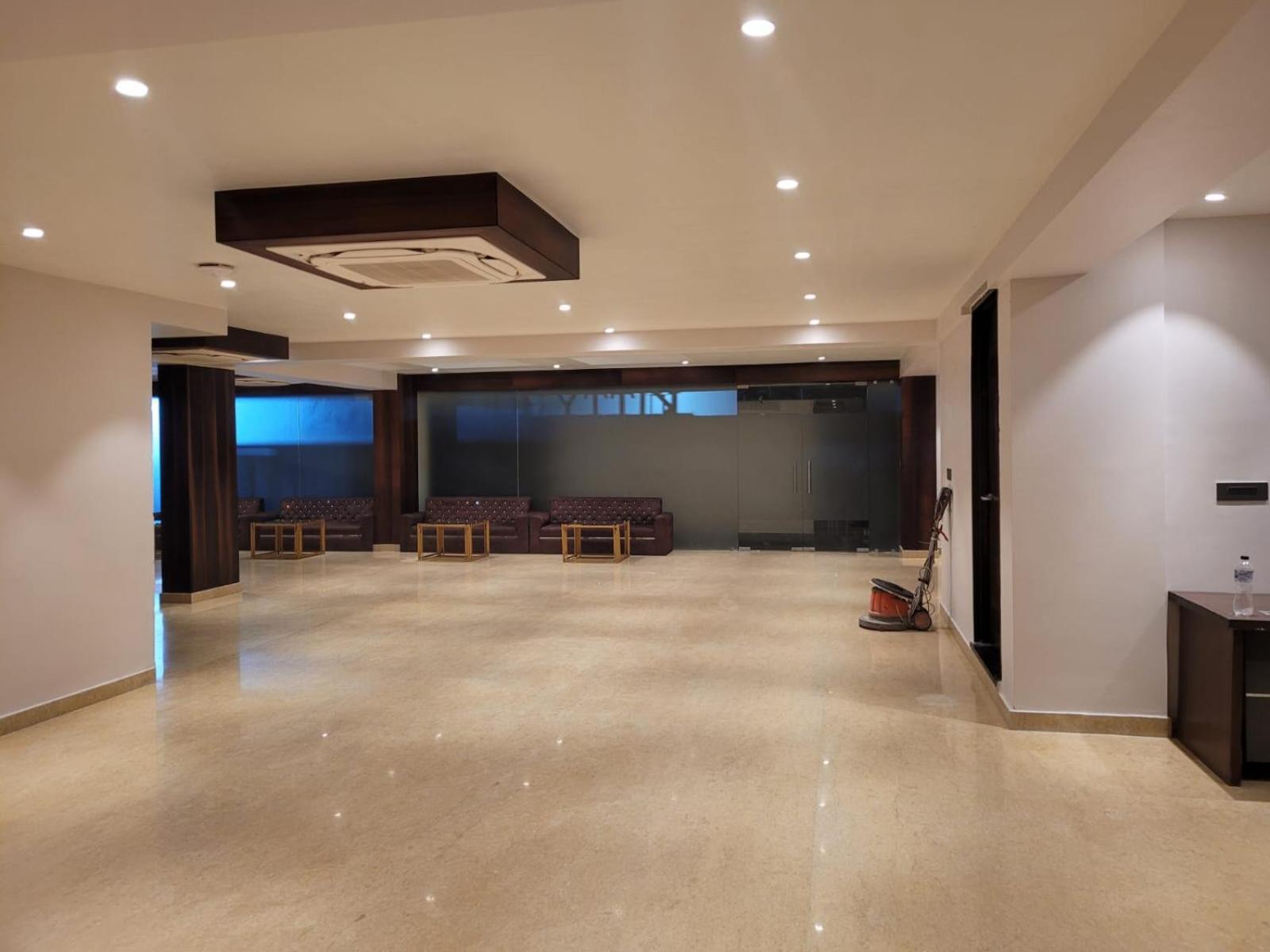 Kitty House Otel Kalküta Dış mekan fotoğraf